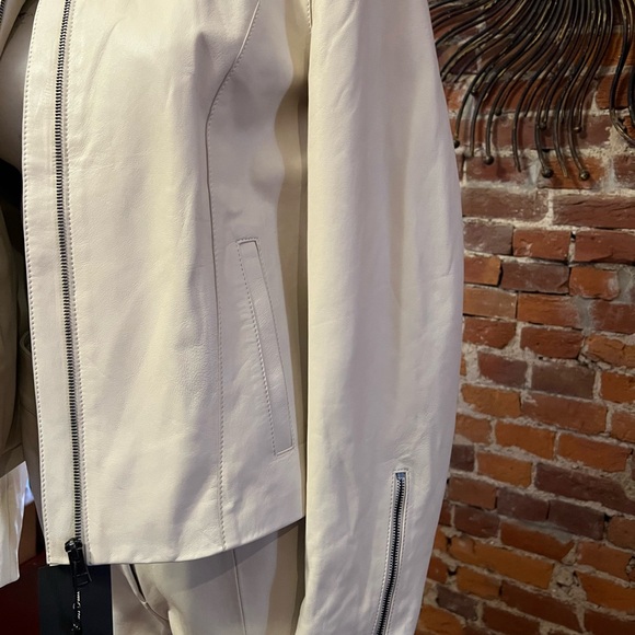 Zara cream leather short set - Picture 2 of 5